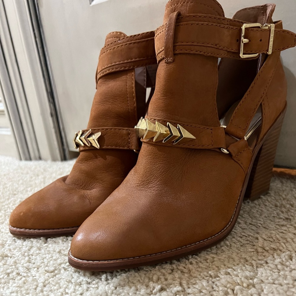 Gianni Bini shoes